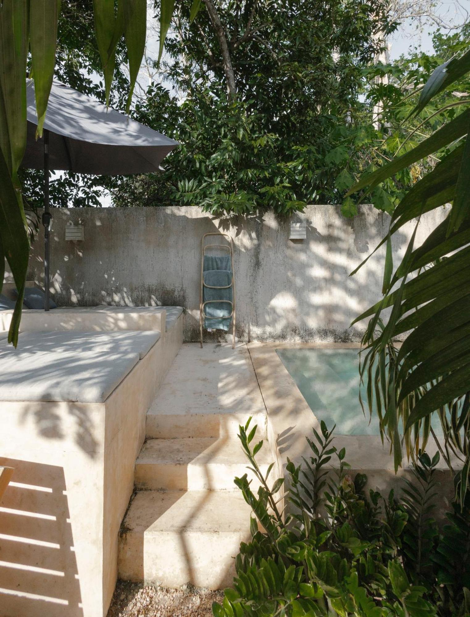 Villa La Sultana Amazing New House With Pool à Valladolid  Extérieur photo